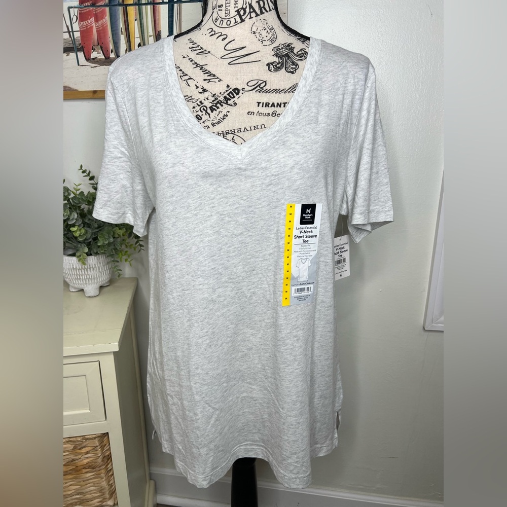 Brand New-Member’s Mark V-Neck Top